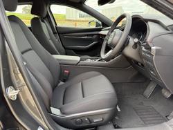 2024 Mazda 3 G25 Evolve SP