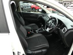 2018 Nissan QASHQAI ST