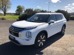 2025 Mitsubishi
Outlander Aspire