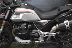 2022 MOTO GUZZI V85 TT TRAVEL Black