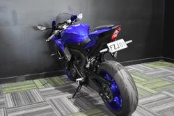 2022 Yamaha YZF-R7LA Blue