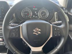 2023 Suzuki
                S-Cross ALLGRIP