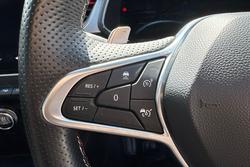 2022 Renault
Captur R.S. Line