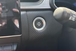 2022 Renault
Captur R.S. Line