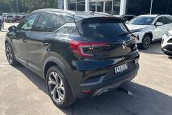 2022 Renault
Captur R.S. Line