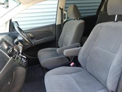 2015 Toyota
Tarago GLX