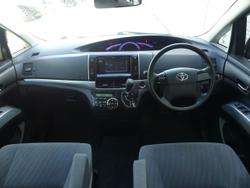 2015 Toyota
Tarago GLX