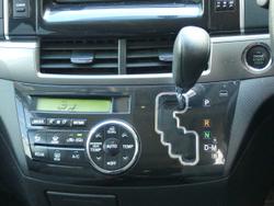 2015 Toyota
Tarago GLX