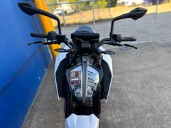 2019 Ktm 390 DUKE White