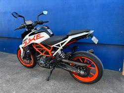2019 Ktm 390 DUKE White