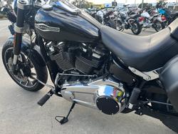 2019 HARLEY-DAVIDSON FLSB SPORT GLIDE Black
