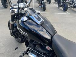 2019 HARLEY-DAVIDSON FLSB SPORT GLIDE Black