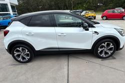 2022 Renault Captur R.S. Line