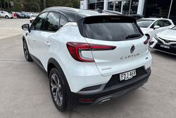 2022 Renault Captur R.S. Line