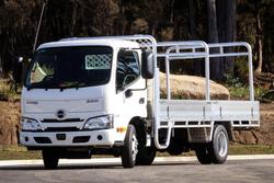 Hino 300 616 AT Tradeace