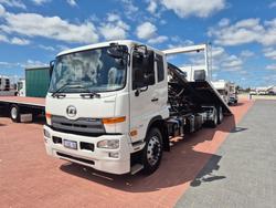 2018 UD PK240 280 AUTO 6x4 Tilt Slide