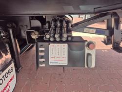 2018 UD PK240 280 AUTO 6x4 Tilt Slide