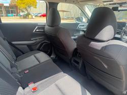 2023 Mitsubishi Outlander ES