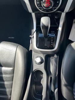 2021 Isuzu MU-X LS-T