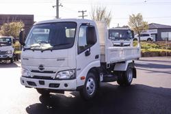 Hino 300 616 AT Tipper