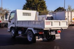 2025 Hino 300 616 At Tipper