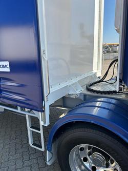 2025 CIMC 34 Pallet Drop Deck Mezz Curtainisder B Double, In Brisbane