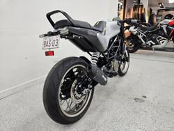 2021 HUSQVARNA VITPILEN 401 grey