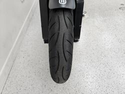 2021 HUSQVARNA VITPILEN 401 grey