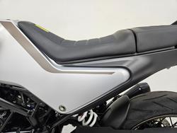 2021 HUSQVARNA VITPILEN 401 grey