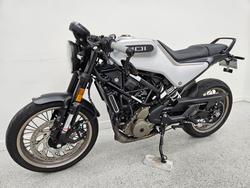 2021 HUSQVARNA VITPILEN 401 grey