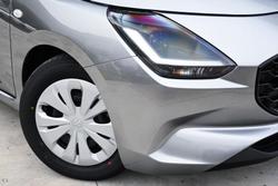 2025 Suzuki Swift Hybrid UZ Premium Silver