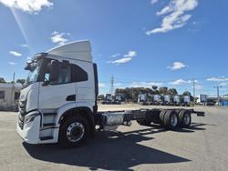 2025 Iveco
S-Way AT230