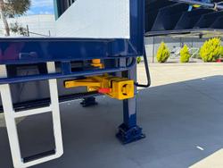 2025 CIMC 45' Drop Deck, R/T, In Brisbane