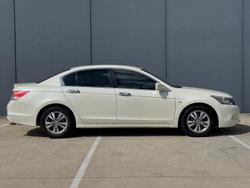 2010 Honda Accord Limited Edition 8th Gen MY10 Brilliant White