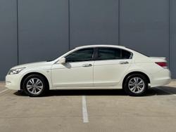 2010 Honda Accord Limited Edition 8th Gen MY10 Brilliant White