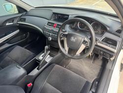 2010 Honda Accord Limited Edition 8th Gen MY10 Brilliant White