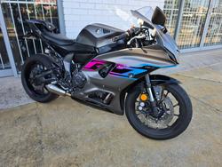 2024 YAMAHA YZF-R7LA GREY