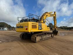 2018 Komatsu
Pc360 Lc-11
