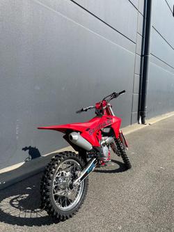 2024 Gas Gas MC 250F MC Red