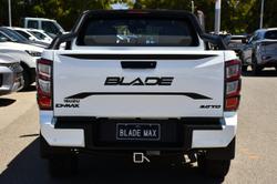2025 Isuzu D-MAX BLADE