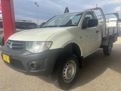 2014 Mitsubishi Triton GL