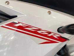 2013 Yamaha FZ6R FZ White