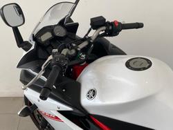 2013 Yamaha FZ6R FZ White