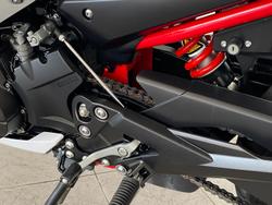 2013 Yamaha FZ6R FZ White