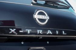 2025 Nissan
X-TRAIL ST