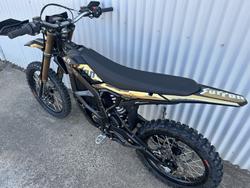 SUR-RON ULTRA BEE X HP OFF ROAD GOLD