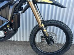 SUR-RON ULTRA BEE X HP OFF ROAD GOLD