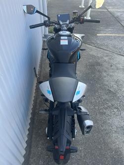 CFMOTO 450NK ROAD BLACK