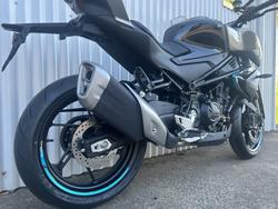 CFMOTO 450NK ROAD BLACK