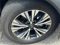 2025 Nissan X-TRAIL ST-L